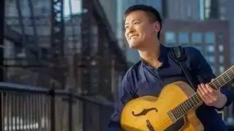 牢记小七和弦的常用按法，原来都是有套路的！| 张雄关爵士吉他15