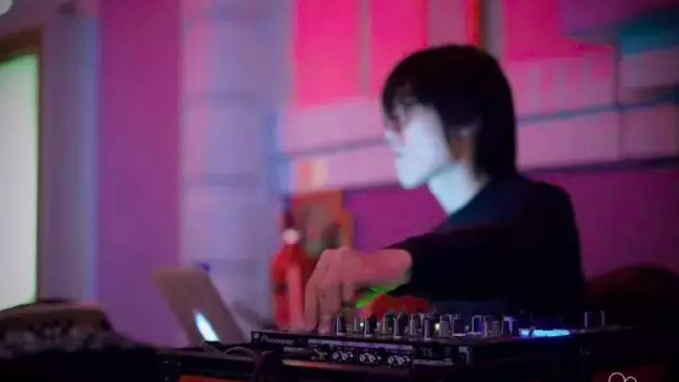 调节贝斯的声音，升华你的作品 | Kevin袁皓桐音乐制作12